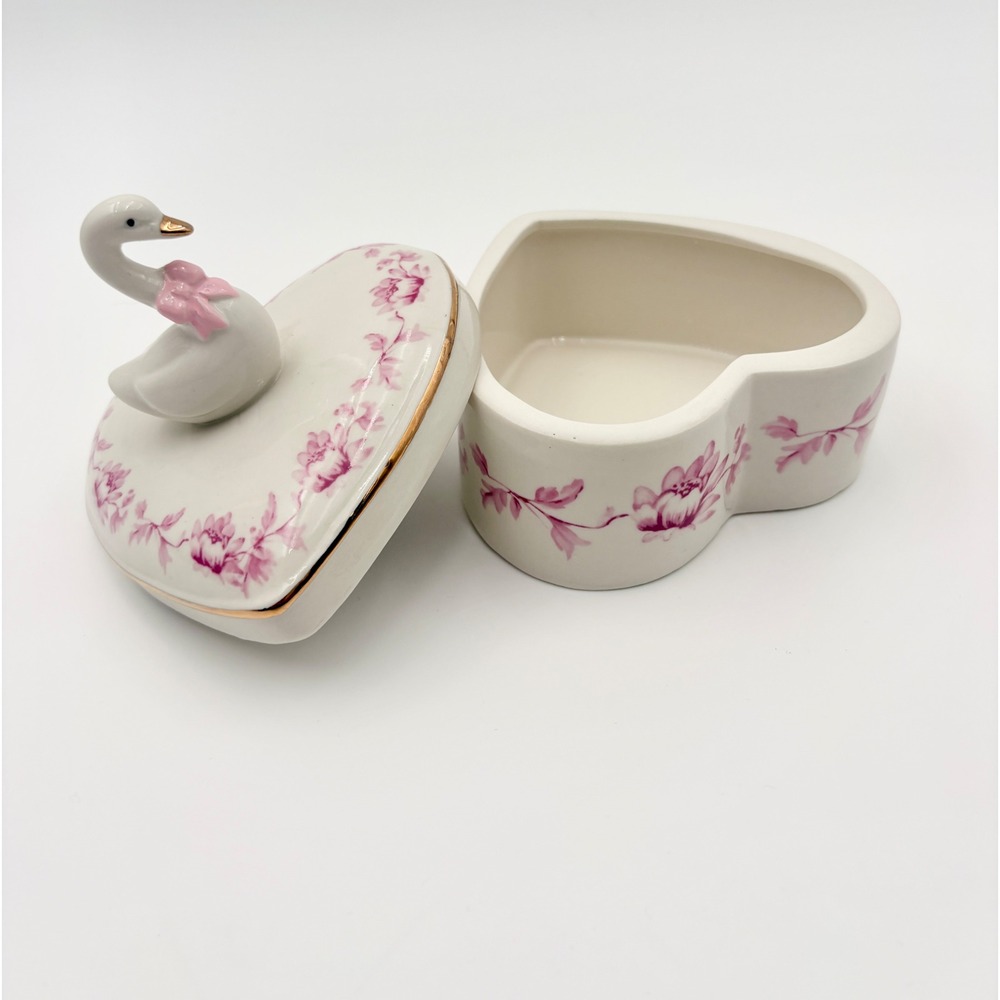Heart Shaped Ceramic Trinket Box Swan Figurine Pink Floral Gold Trim Cottagecore - Picture 3 of 8